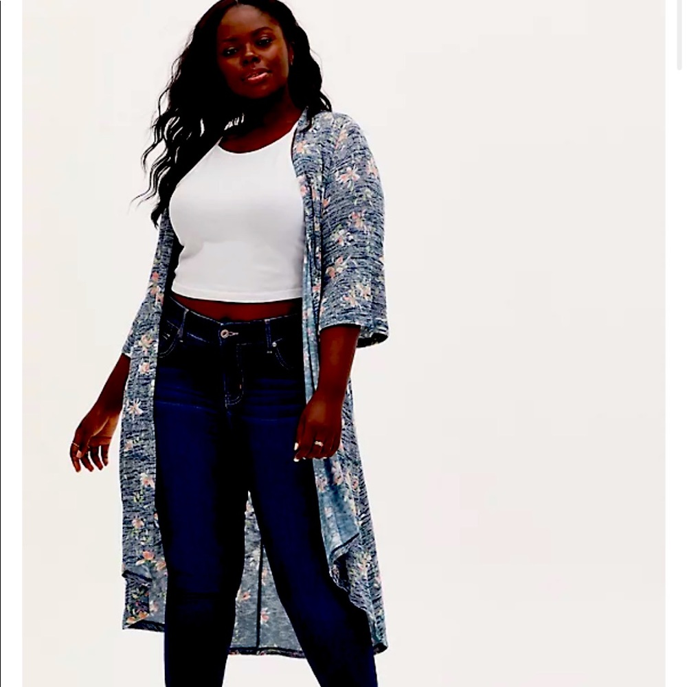 Torrid NAVY FLORAL HACCI HI-LO KIMONO NWOT